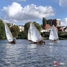 12' Dinghy in Action | Foto: LYC