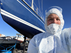 Anschleifen des Unterwasserschiffes ist endlich fertig | Foto: Clara