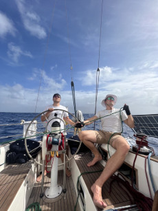 Crewfoto vor dem Auslaufen in Mindelo | Foto: Clara