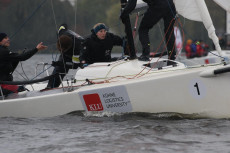 Linus, Till, Bosse, Linn an der Alster | Foto: Peter Kähl