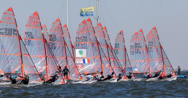 Trapezsegler am Start können über der Linie sein ohne Frühstart | Foto: www.clubracer.be