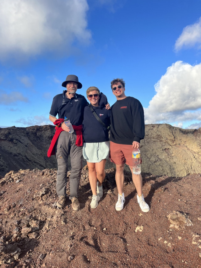 Kraterwanderung auf Lanzarote | Foto: Clara